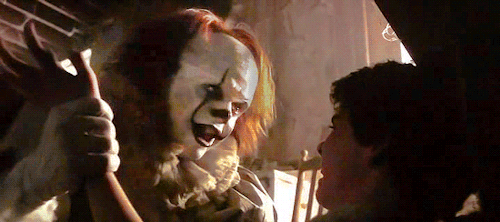 pennywise kiss hand